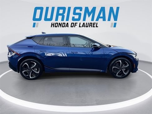 Used 2024 Kia EV6 GT-Line w/ GT-Line White Seat Package image 9