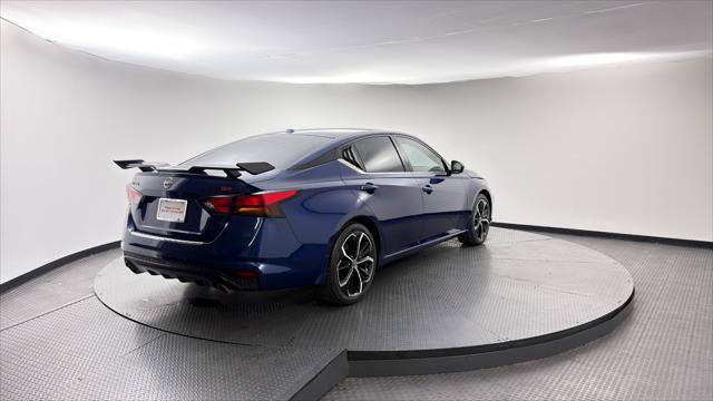 Used 2023 Nissan Altima 2.5 SR w/ SR Premium Package FWD image 8