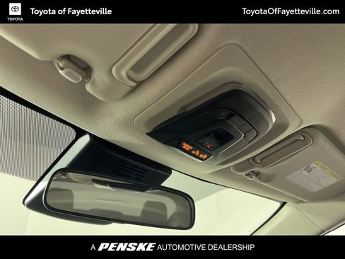 Used 2026 Toyota Corolla LE image 22