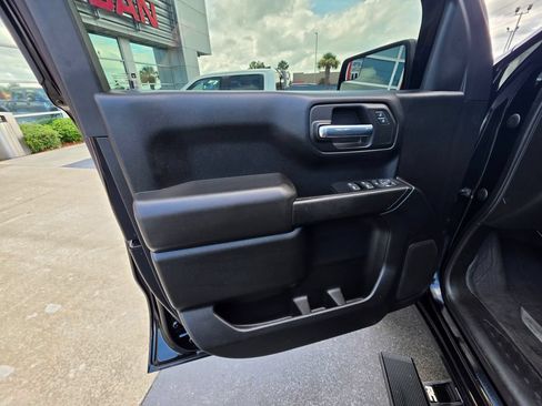 Used 2021 Chevrolet Silverado 1500 Custom Trail Boss AWD/4WD image 13