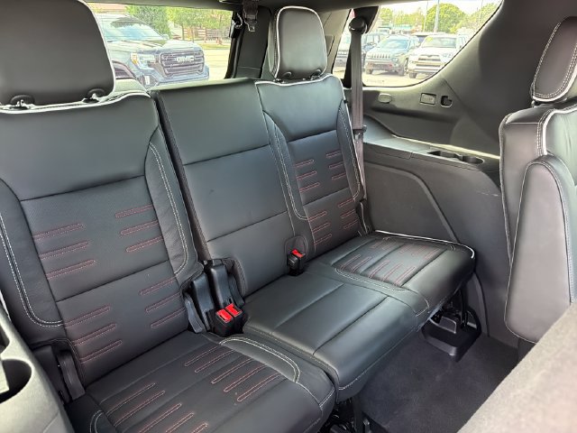 Used 2026 GMC Yukon AT4 Ultimate AWD/4WD image 28