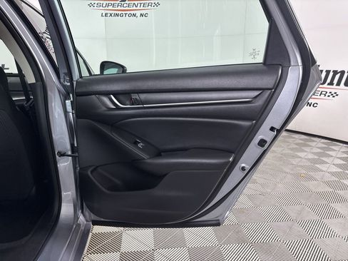 Used 2022 Honda Accord LX image 23
