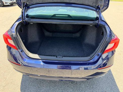Used 2018 Honda Accord EX-L image 10