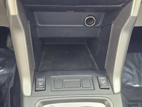 Used 2015 Subaru Forester 2.5i Premium w/ All-Weather Package AWD/4WD image 32