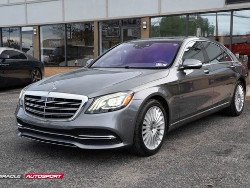 Used 2018 Mercedes-Benz S 560 4MATIC Sedan image 3