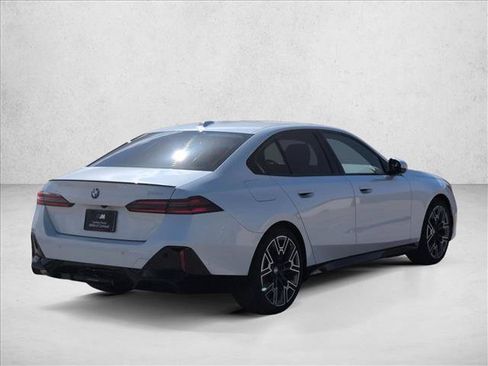 New 2026 BMW 530i w/ M Sport Package RWD image 2