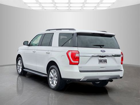 Used 2021 Ford Expedition XLT image 4