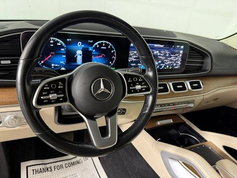 Used 2023 Mercedes-Benz GLS 450 4MATIC image 31