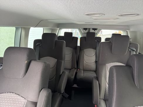 Used 2023 Ford Transit 350 XLT RWD image 24