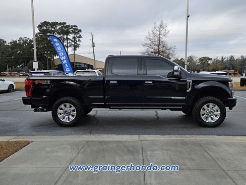Used 2022 Ford F250 Platinum image 6