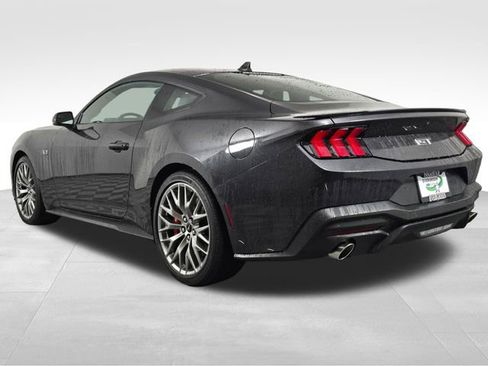 Used 2024 Ford Mustang GT Premium image 5