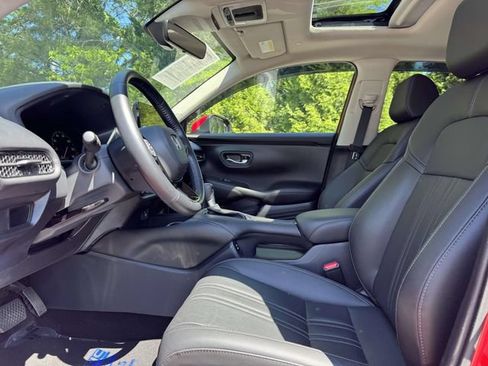 Certified 2025 Honda HR-V EX-L image 13