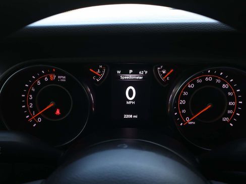 Used 2023 Jeep Gladiator Sport w/ Trailer Tow Package image 13