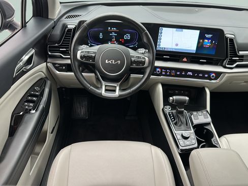 Used 2023 Kia Sportage EX AWD/4WD image 11