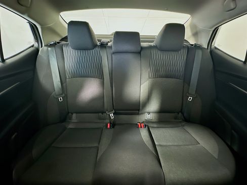 Used 2025 Toyota Camry LE image 30