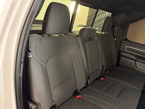 Used 2019 RAM 1500 Big Horn AWD/4WD image 20