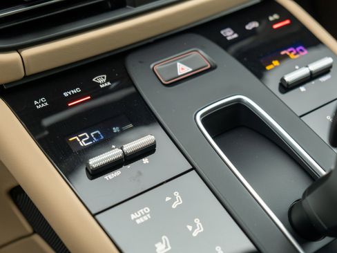 New 2026 Porsche Macan S image 26