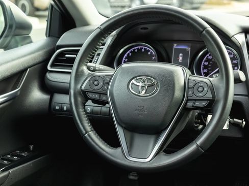 Certified 2020 Toyota Camry SE FWD image 26