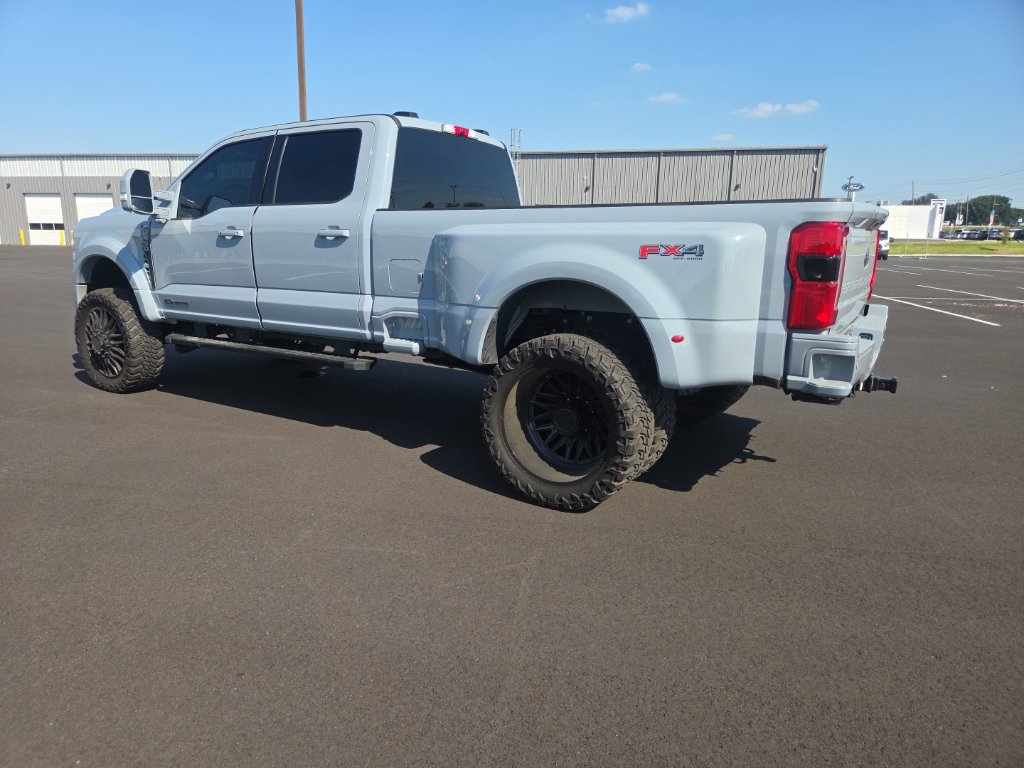 Used 2025 Ford F450 Lariat w/ FX4 Off-Road Package AWD/4WD image 16