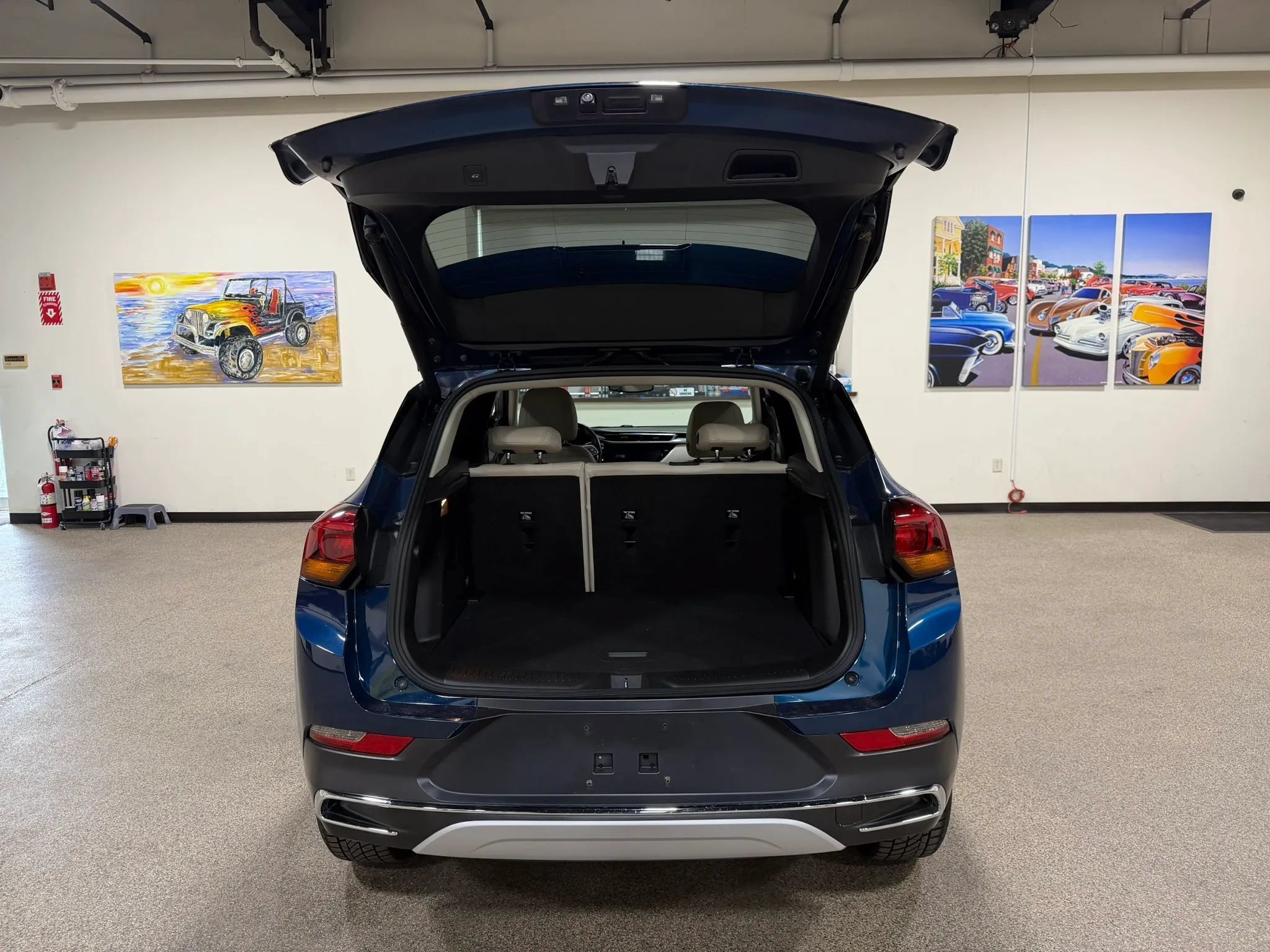Used 2021 Buick Encore GX Essence AWD/4WD image 21