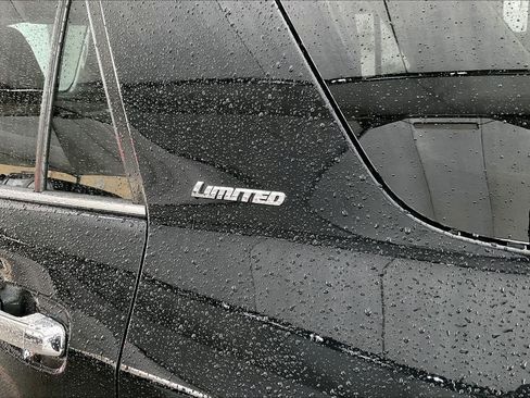 Used 2019 Toyota 4Runner Limited RWD image 10