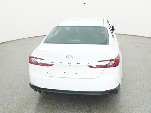 New 2026 Toyota Camry SE image 40