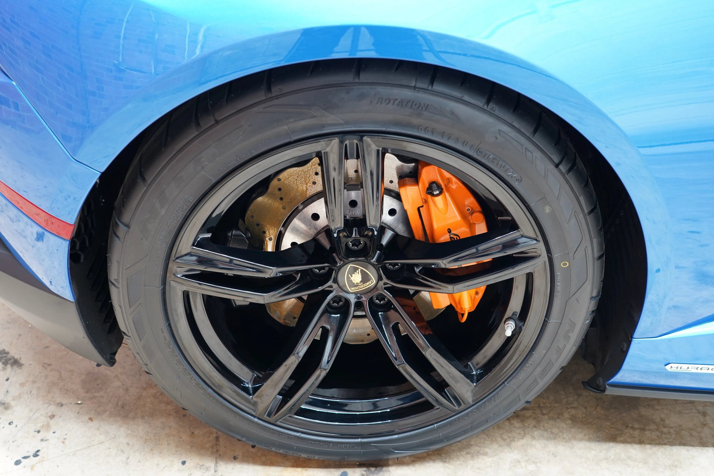 Used 2020 Lamborghini Huracan EVO RWD image 72