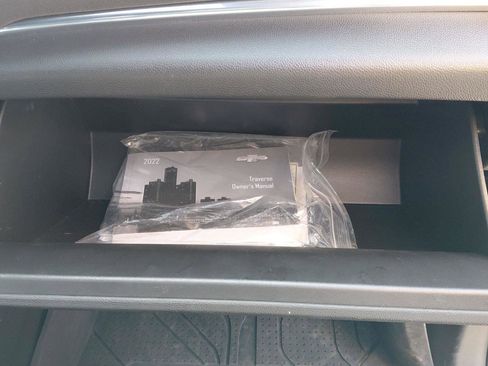 Used 2022 Chevrolet Traverse High Country image 12