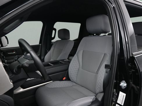 Used 2025 Toyota Tundra SR5 w/ SR5 Convenience Package image 33