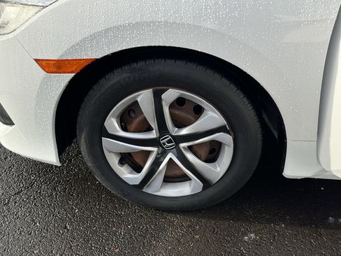 Used 2018 Honda Civic LX image 25