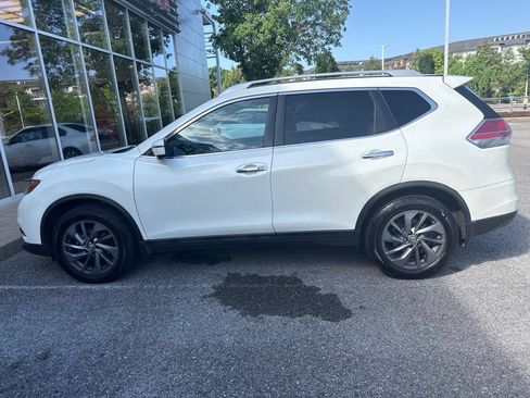 Certified 2016 Nissan Rogue SL w/ SL Premium Package FWD image 4