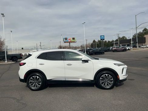 Used 2024 Buick Envision Preferred image 2