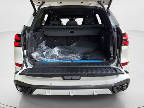 New 2026 BMW X5 xDrive50e w/ M Sport Package image 21