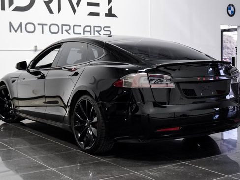Used 2020 Tesla Model S Long Range Plus image 14