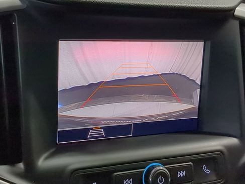 Used 2023 GMC Terrain SLE w/ Driver Convenience Package image 28