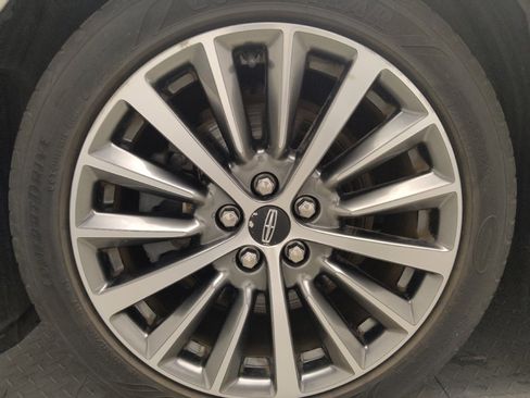 Used 2018 Lincoln MKZ Premiere image 31