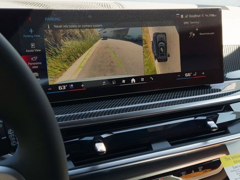 New 2026 BMW X7 M60i image 14