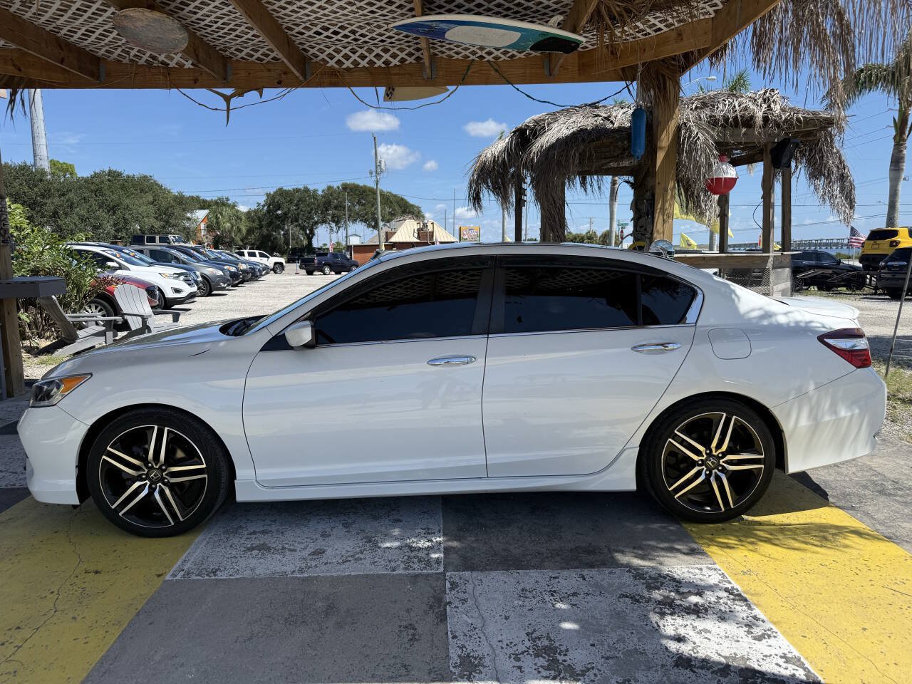 Used 2017 Honda Accord Sport image 3