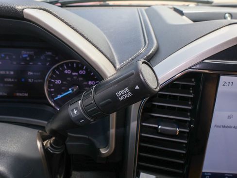 Used 2022 Ford F250 Lariat w/ Lariat Value Package AWD/4WD image 28