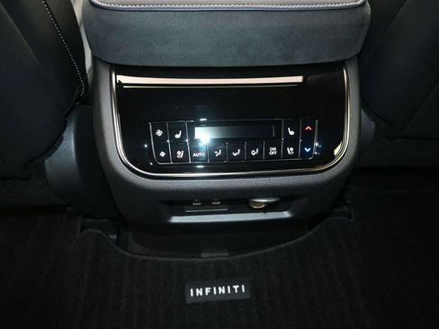 New 2026 INFINITI QX80 4WD w/ Sport Exterior Package image 19