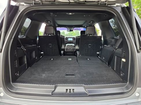 Used 2021 Ford Expedition XLT AWD/4WD image 18