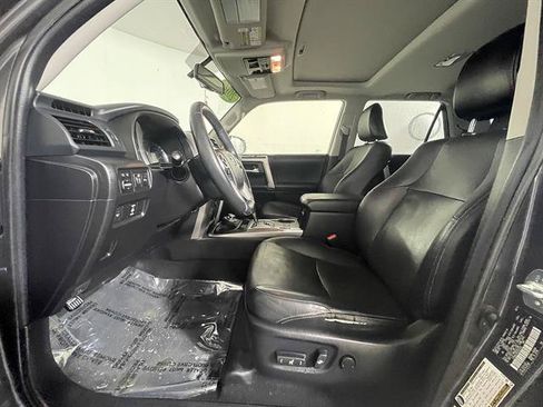 Used 2016 Toyota 4Runner Limited w/ Four Season Floor Mat Package AWD/4WD image 9