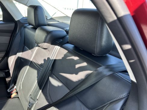 Used 2015 Ford Focus SE w/ Equipment Group 201A FWD image 27