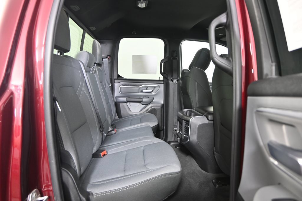 Used 2021 RAM 1500 Big Horn AWD/4WD image 16