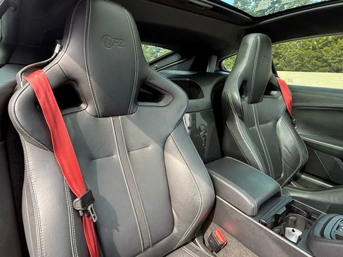 Used 2015 Jaguar F-TYPE R image 42