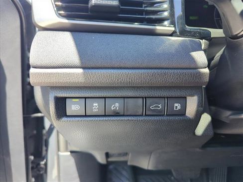 Used 2025 Toyota Camry LE FWD image 27