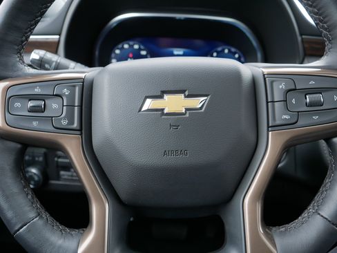 Certified 2024 Chevrolet Tahoe High Country w/ Advanced Technology Package image 25