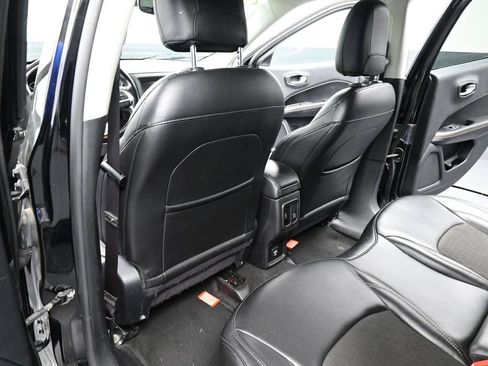 Used 2020 Jeep Compass Latitude AWD/4WD image 22