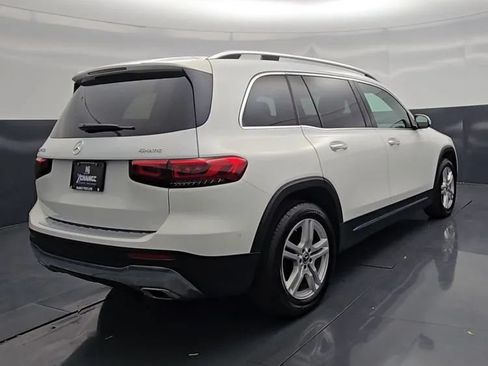 Used 2022 Mercedes-Benz GLB 250 4MATIC image 7
