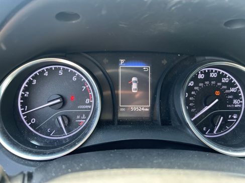 Used 2018 Toyota Camry LE FWD image 23